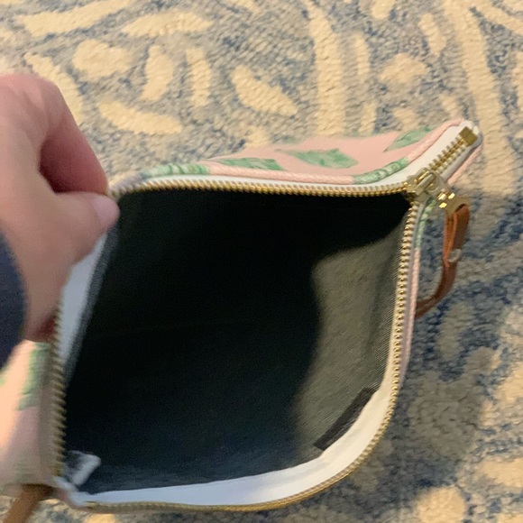 Masters-themed green jacket clutch - Picture 3 of 3